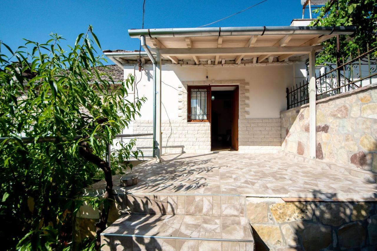 Guest House Garden Gjirokastër 외부 사진