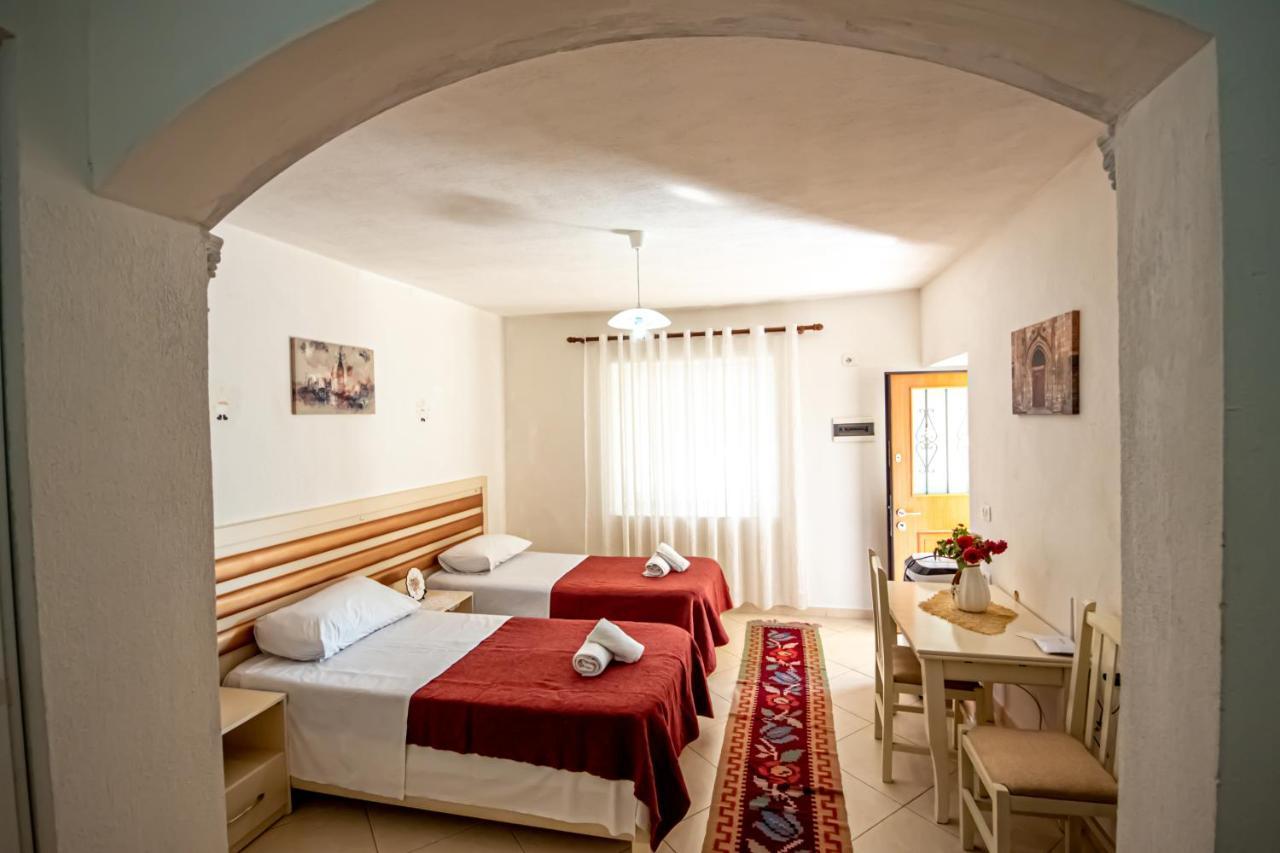 Guest House Garden Gjirokastër 외부 사진