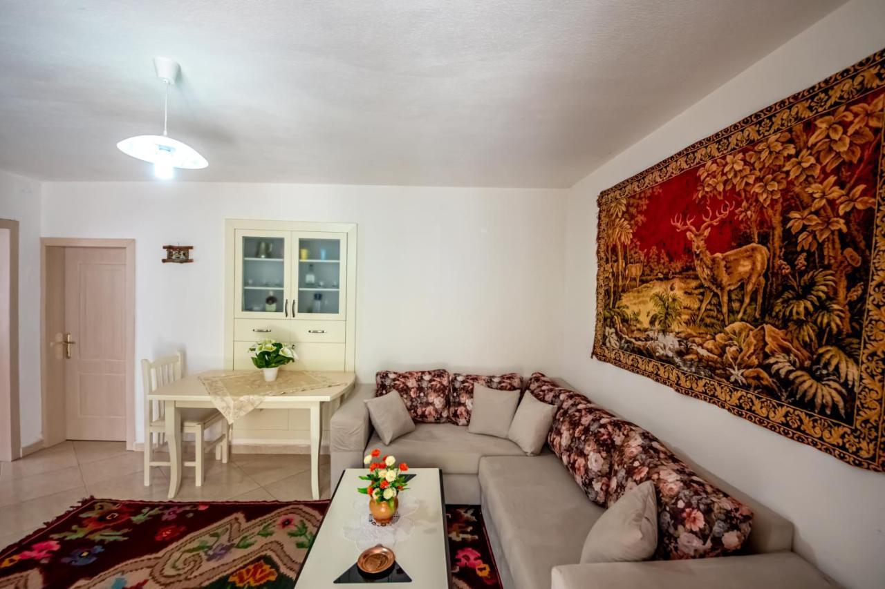 Guest House Garden Gjirokastër 외부 사진