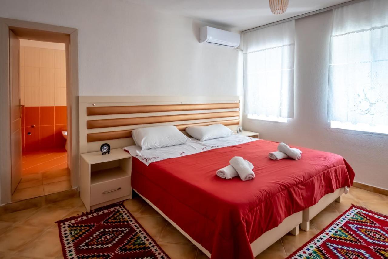 Guest House Garden Gjirokastër 외부 사진